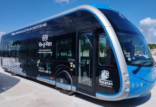 Con lluvia y todo, el Va y Ven y el IE-Tram siguen