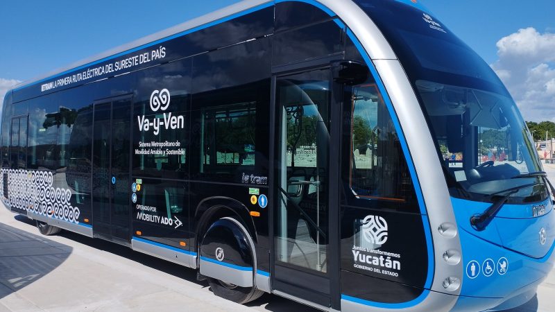 Con lluvia y todo, el Va y Ven y el IE-Tram siguen